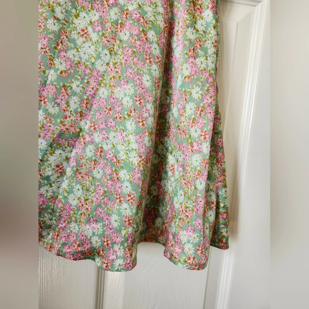 Dress Forum Floral A-Line Midi Skirt in Mint and Pink